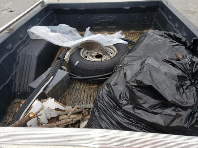 Photo 6 from auction – 1982 FORD F100 with VIN 1FTCF10F9CNA63868