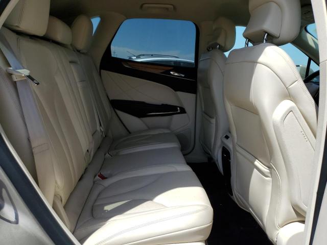Photo 6 from auction – 2015 LINCOLN MKC with VIN 5LMTJ2AH2FUJ27482