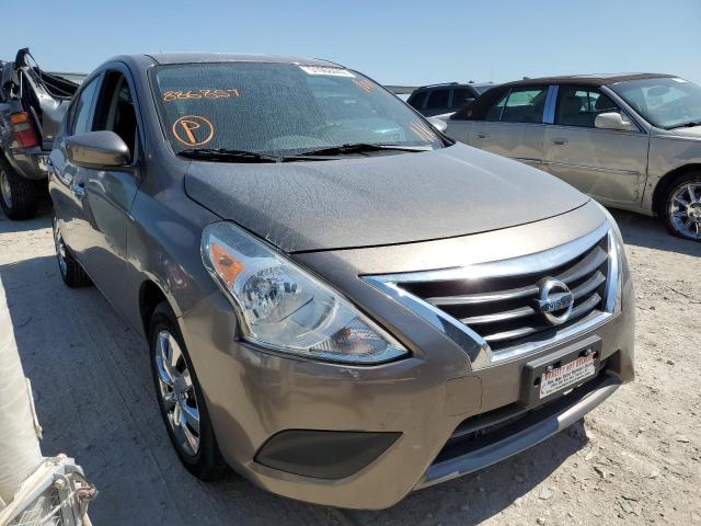 NISSAN VERSA S 2015 with VIN 3N1CN7AP4FL886857 - Photo from auction