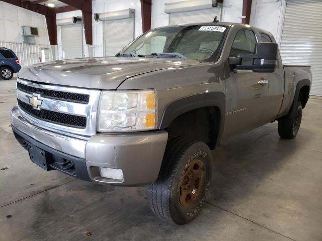 Photo 2 from auction – 2008 CHEVROLET SILVERADO with VIN 1GCEK19088Z108575