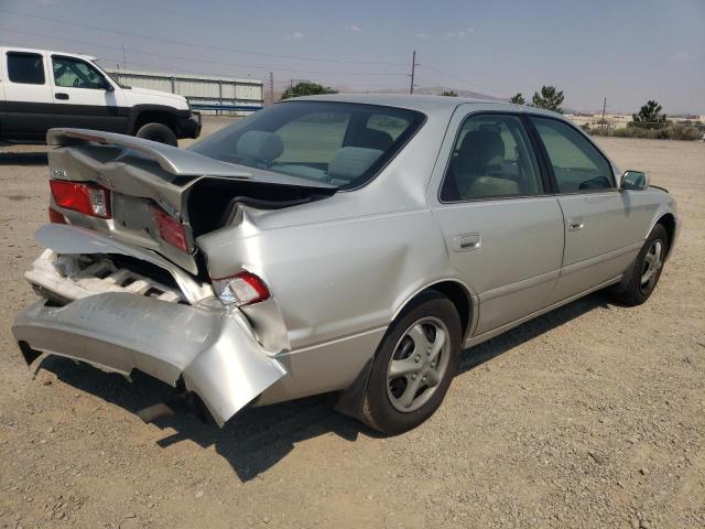 Photo 4 from auction – 2000 TOYOTA CAMRY LE M with VIN 4T1BG22K6YU652927