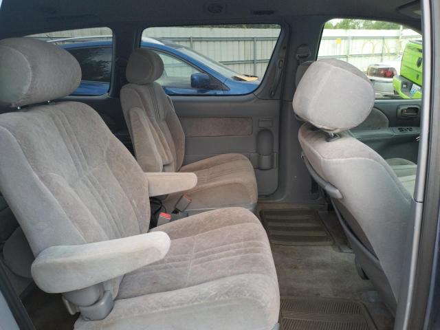 Photo 6 from auction – 2000 TOYOTA SIENNA LE with VIN 4T3ZF13C9YU313346
