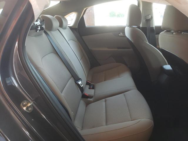 Photo 6 from auction – 2021 KIA FORTE FE with VIN 3KPF24AD4ME379725