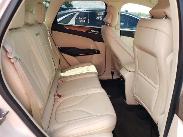Photo 6 from auction – 2015 LINCOLN MKC with VIN 5LMCJ1A93FUJ25940