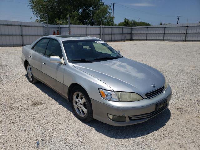 LEXUS ES 300 2000 with VIN JT8BF28G7Y5081872 - Photo from auction