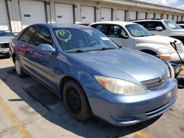 TOYOTA CAMRY LE 2004 with VIN 4T1BE32KX4U824656 - Photo from auction