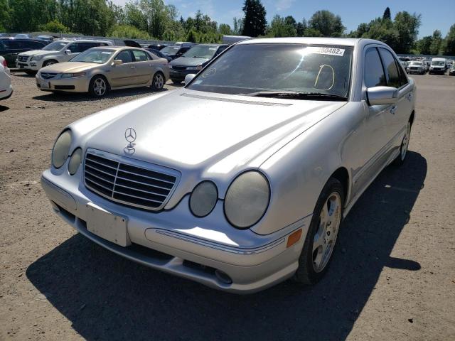 Photo 2 from auction – 2001 MERCEDES-BENZ E 320 with VIN WDBJF65J61B183044