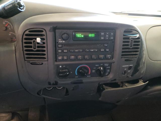 Photo 9 from auction – 2000 FORD F150 with VIN 1FTRX07W3YKA84277