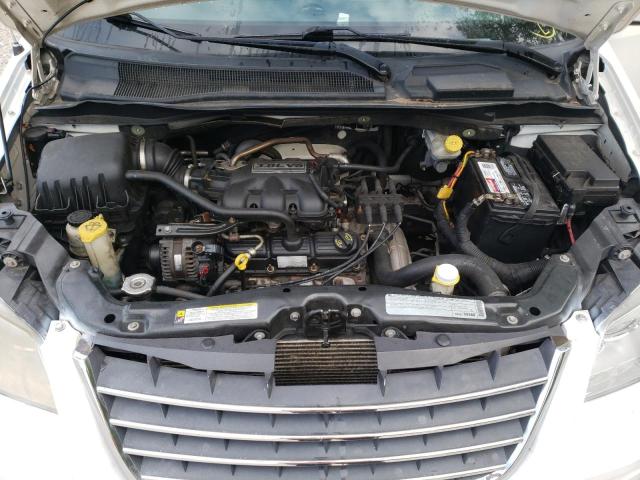 Photo 7 from auction – 2010 CHRYSLER TOWN & COU with VIN 2A4RR5D1XAR386909
