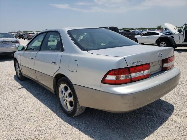 Photo 3 from auction – 2000 LEXUS ES 300 with VIN JT8BF28G7Y5081872