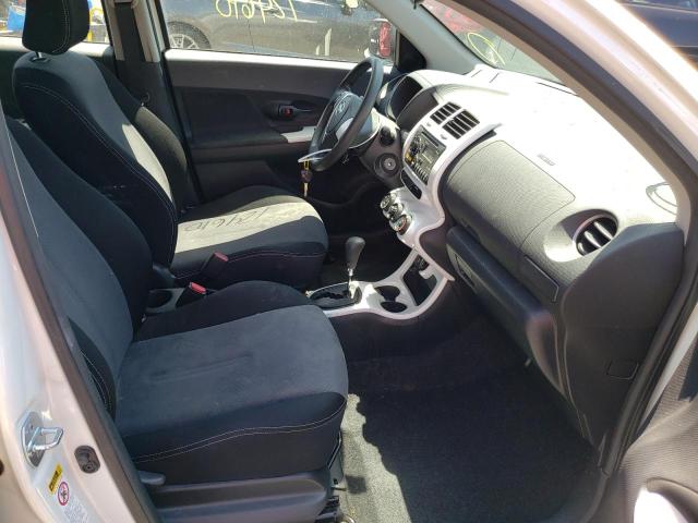 Photo 5 from auction – 2012 TOYOTA SCION XD with VIN JTKKU4B45C1017050
