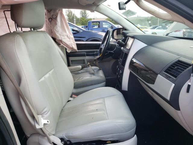 Photo 5 from auction – 2010 DODGE GRAND CARA with VIN 2D4RN5DX5AR375731