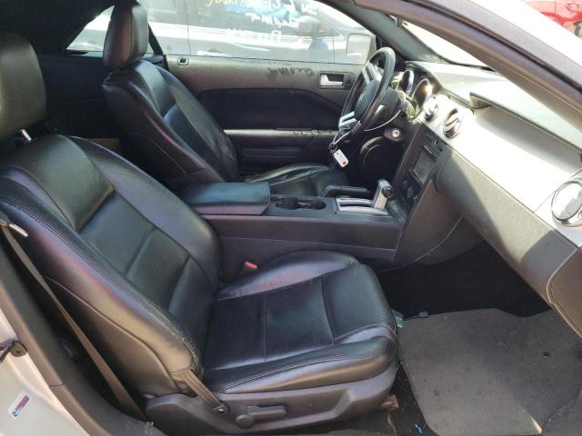 Photo 5 from auction – 2005 FORD MUSTANG with VIN 1ZVFT84N255232001