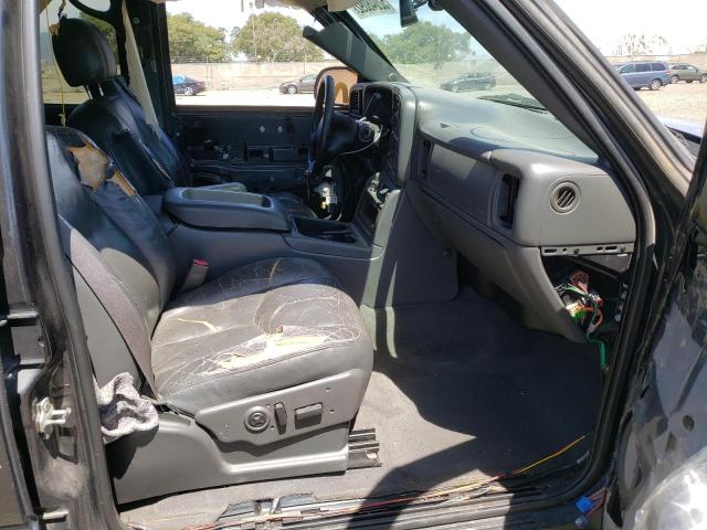 Photo 5 from auction – 2004 CHEVROLET AVALANCHE with VIN 3GNEC12T94G215945