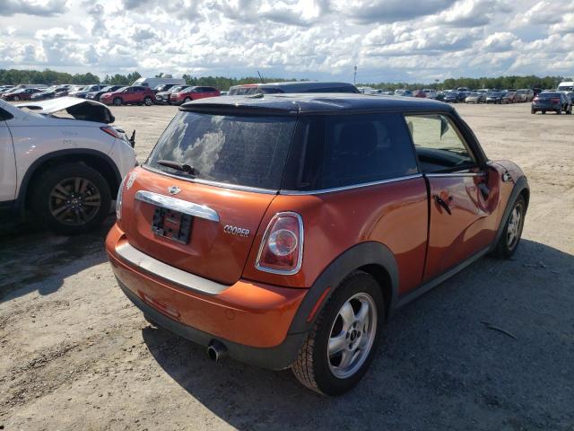 Photo 4 from auction – 2011 MINI COOPER with VIN WMWSU3C50BT096393