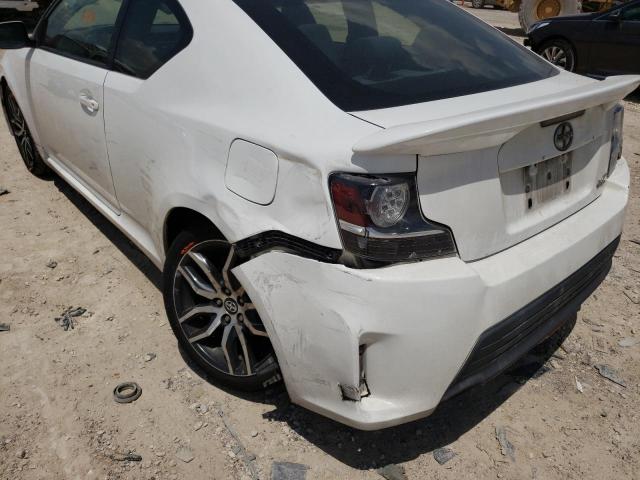Photo 9 from auction – 2014 TOYOTA SCION TC with VIN JTKJF5C79E3085220