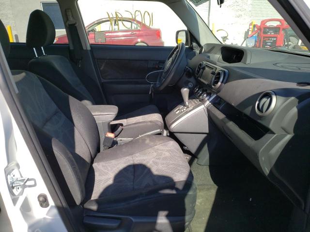 Photo 5 from auction – 2014 TOYOTA SCION XB with VIN JTLZE4FE6EJ052452