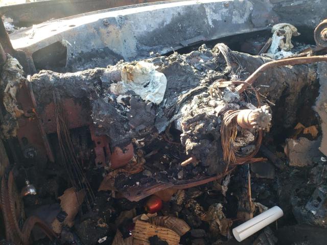 Photo 8 from auction – 2000 FORD TAURUS SES with VIN 1FAFP5521YG157218