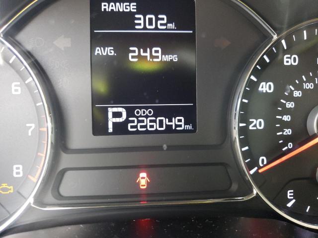Photo 8 from auction – 2014 KIA FORTE LX with VIN KNAFX4A61E5188440