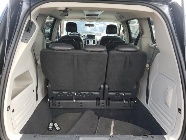 Photo 9 from auction – 2010 CHRYSLER TOWN & COU with VIN 2A4RR8D1XAR404830
