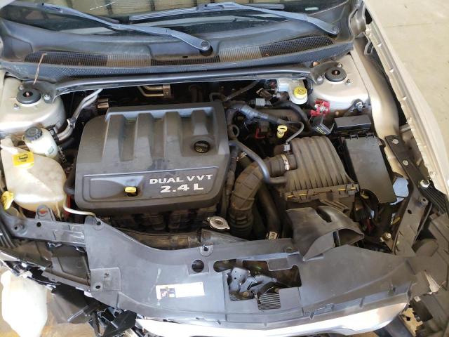 Photo 7 from auction – 2014 CHRYSLER 200 LX with VIN 1C3CCBAB4EN140972