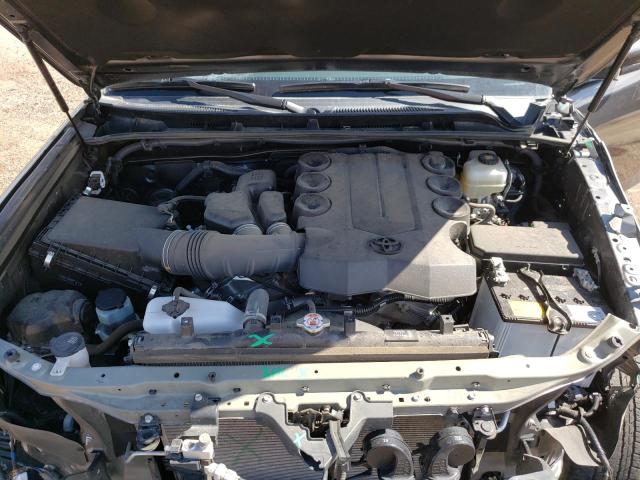 Photo 7 from auction – 2018 TOYOTA 4RUNNER SR with VIN JTEBU5JR8J5575504