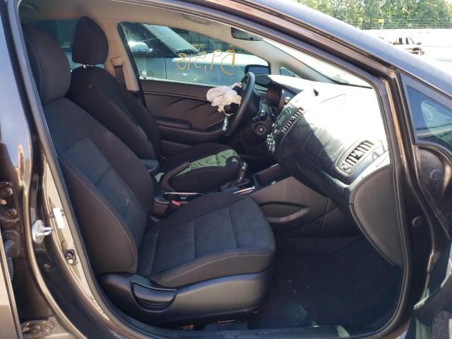 Photo 5 from auction – 2018 KIA FORTE LX with VIN 3KPFK4A79JE198612