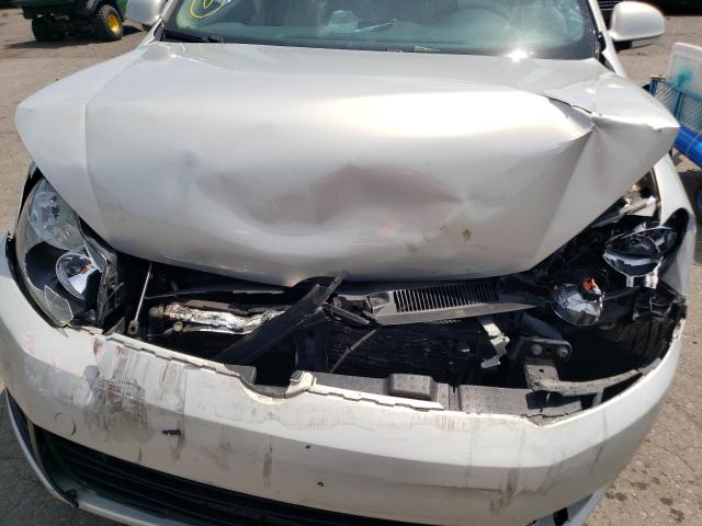 Photo 9 from auction – 2011 VOLKSWAGEN JETTA S with VIN 3VWPX7AJ6BM612209