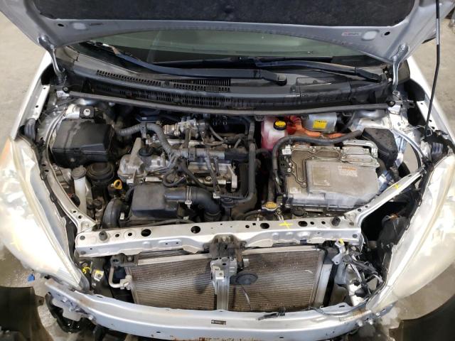 Photo 7 from auction – 2013 TOYOTA PRIUS C with VIN JTDKDTB30D1550448
