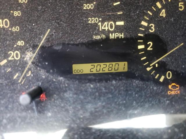 Photo 8 from auction – 2001 LEXUS RX 300 with VIN JTJHF10U410205426