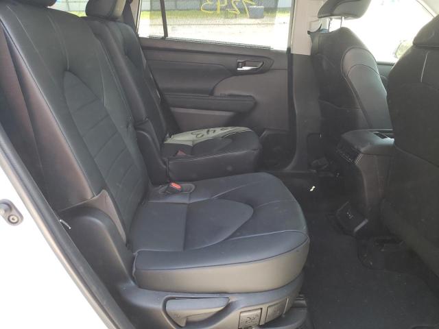 Photo 6 from auction – 2022 TOYOTA HIGHLANDER with VIN 5TDGARAH9NS513448