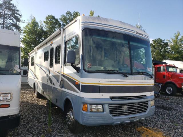FLEETWOOD BOUNDER 2005 with VIN 5B4MP67GX53405460 - Photo from auction