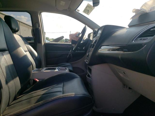 Photo 5 from auction – 2014 CHRYSLER TOWN & COU with VIN 2C4RC1BG7ER434993