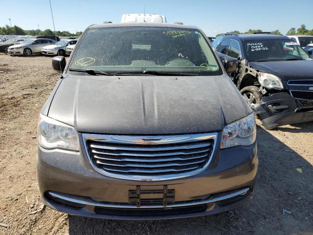 Photo 9 from auction – 2015 CHRYSLER TOWN & CNT with VIN 2C4RC1BGXFR560802