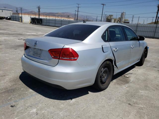 Photo 4 from auction – 2014 VOLKSWAGEN PASSAT S with VIN 1VWAP7A39EC013821
