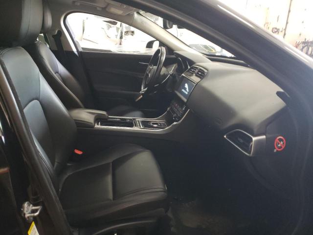 Photo 5 from auction – 2019 JAGUAR XE with VIN SAJAR4FX5KCP52396