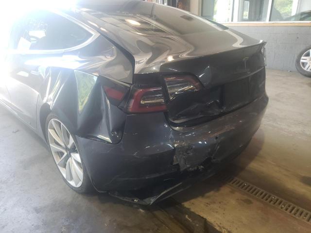 Photo 9 from auction – 2019 TESLA 3 with VIN 5YJ3E1EB4KF423151