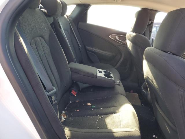 Photo 6 from auction – 2015 CHRYSLER 200 LIMITE with VIN 1C3CCCAB7FN732907