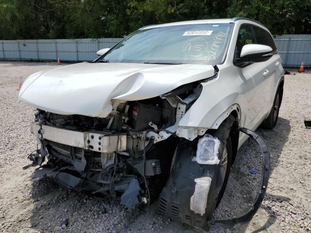 Photo 2 from auction – 2015 TOYOTA HIGHLANDER with VIN 5TDJKRFH9FS204995