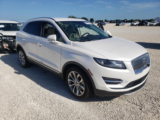 LINCOLN MKC SELECT 2019 with VIN 5LMCJ2C96KUL33730 - Photo from auction
