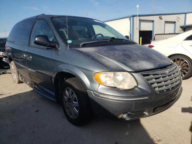 Photo 1 from auction – 2005 CHRYSLER TOWN & COU with VIN 2C8GP64L85R429299