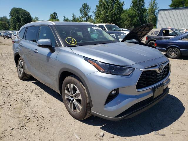 TOYOTA HIGHLANDER 2022 مع رقم تعريف المركبة 5TDGZRAH3NS118917 - صورة من المزاد