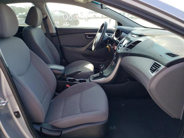 Photo 5 from auction – 2016 HYUNDAI ELANTRA SE with VIN 5NPDH4AE2GH745499