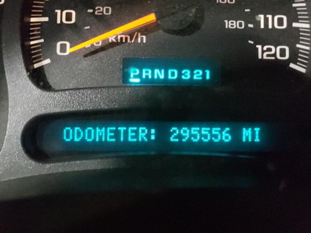 Photo 8 from auction – 2004 CHEVROLET SILVERADO with VIN 1GCHK23264F216928