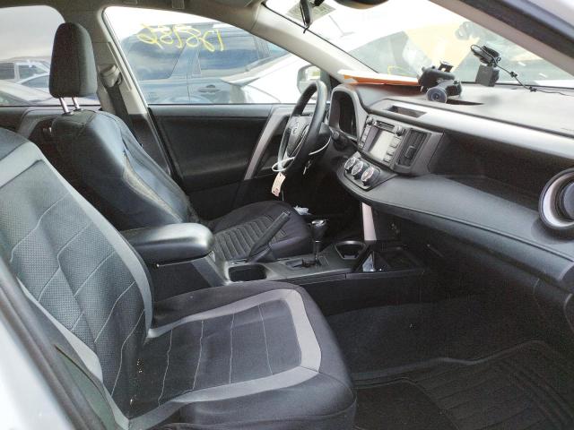 Photo 5 from auction – 2018 TOYOTA RAV4 LE with VIN 2T3ZFREV4JW424924