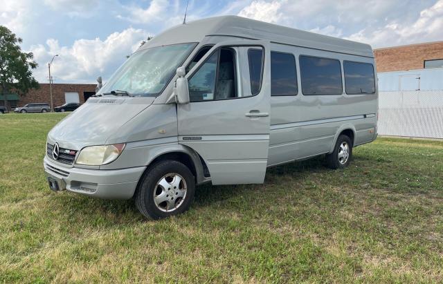 Photo 2 from auction – 2004 SPRINTER 2500 SPRIN with VIN WD5PD743X45622230