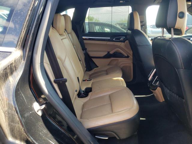 Photo 6 from auction – 2016 PORSCHE CAYENNE SE with VIN WP1AE2A28GLA61881
