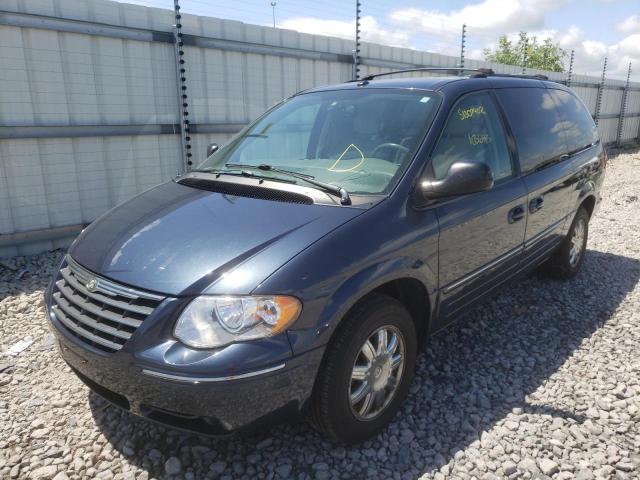Photo 2 from auction – 2007 CHRYSLER TOWN & COU with VIN 2A8GP64L97R260620