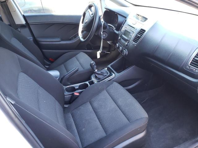 Photo 5 from auction – 2017 KIA FORTE LX with VIN 3KPFK4A79HE021391