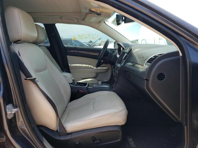 Photo 5 from auction – 2015 CHRYSLER 300C with VIN 2C3CCAEG4FH884484